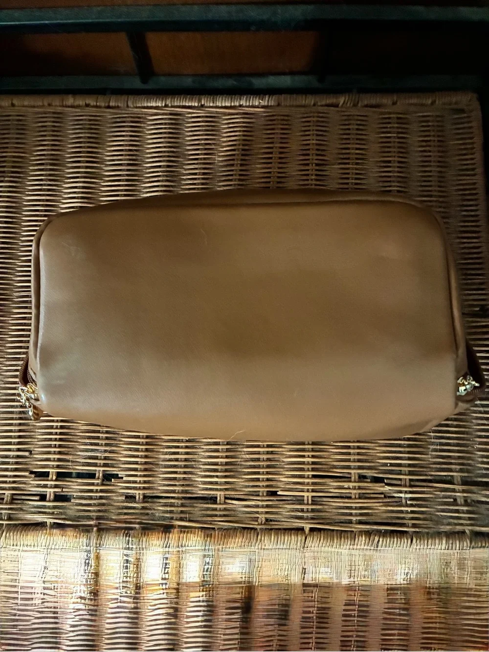 Cloudwings Tan Leatherette Cosmetic Pouch bags with Metallic 'L' Accent